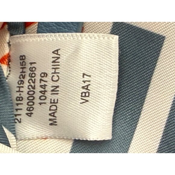 Vera Bradley Gray Quilted Crossbody Bag With Multicolor Geometric Patterns & Adj - Picture 5 of 7